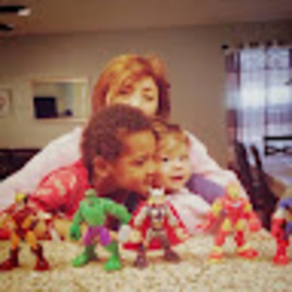 Meet your Posher, Lorena i - Picture 1 of 1